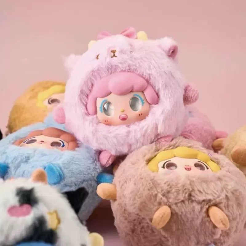 (B164)What is the series of plush blind boxes in Mia ZooMia arttoy