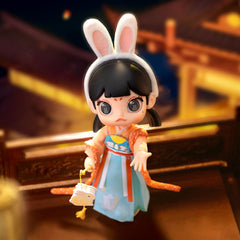 MOLLY Lantern Show Action Figure-preorder